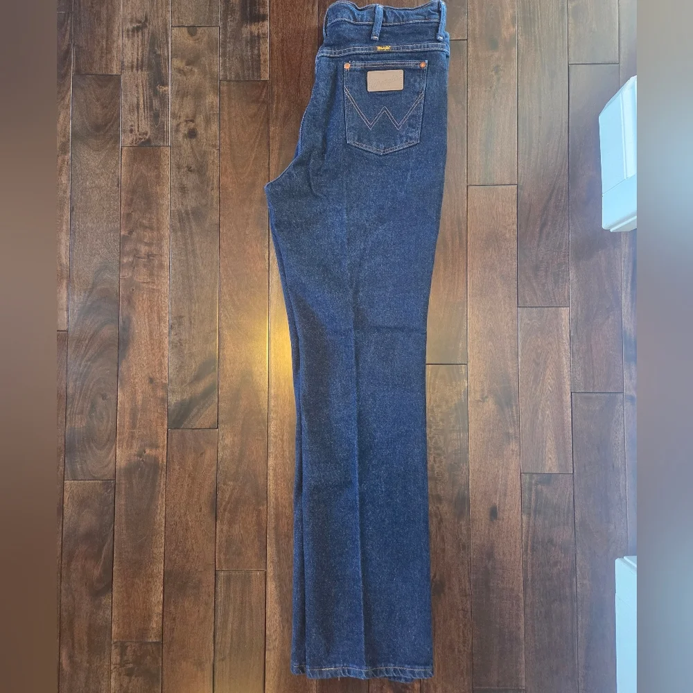 Wrangler Cowboy Cut Stretch Slim Fit Jean - Picture 2 of 8